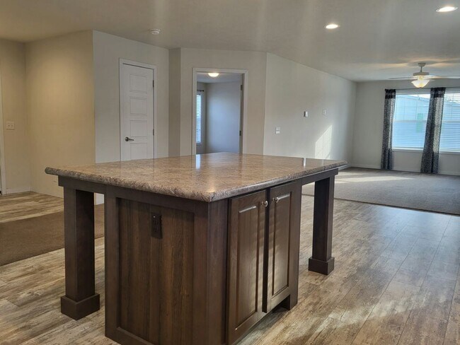 Photo - 4825 W Colonial Dr