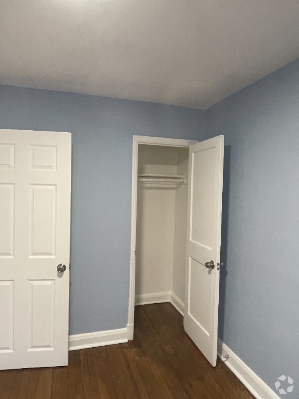 Building Photo - 4006 Edgewood Rd Rental