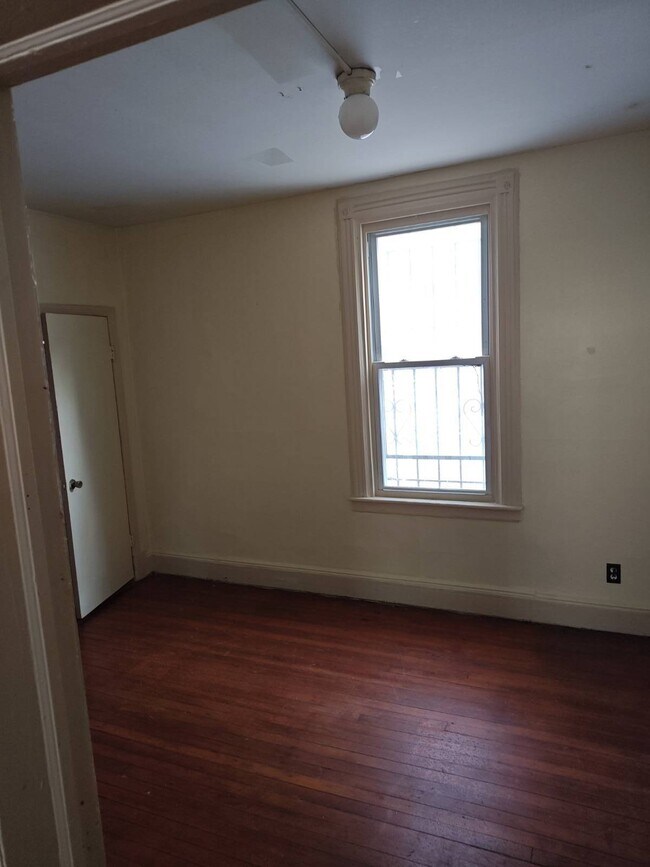 118 Winter Ave