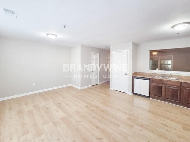 Photo - 8596 Webb Rd