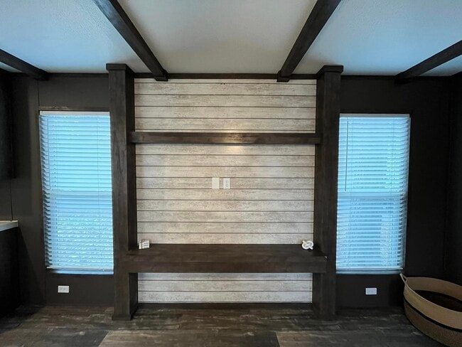 Photo - 126 Peggy St