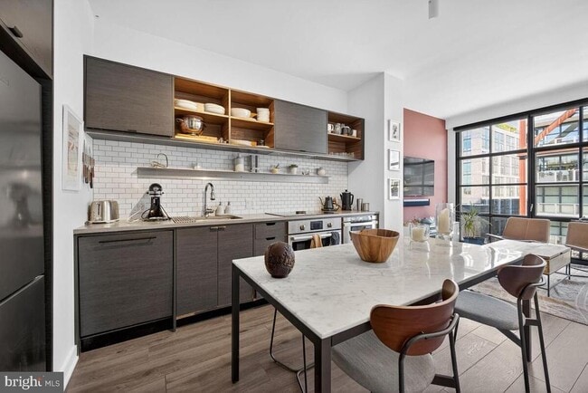 Photo - 2030 8th St NW Unit 507