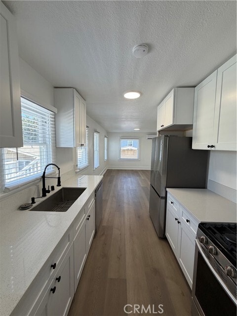 Building Photo - 125 W Valencia Dr Unit A