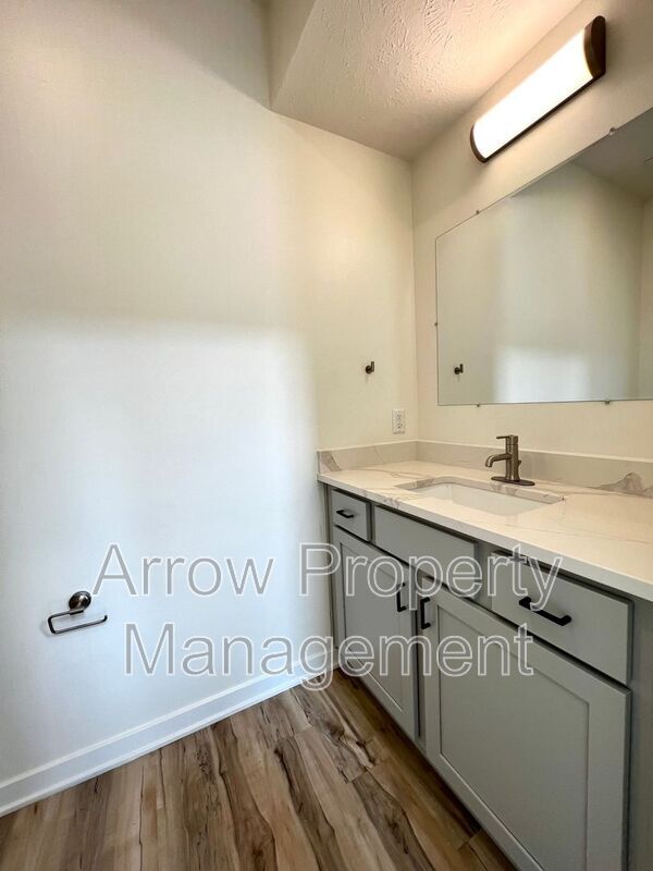 Photo - 2230 R St Unidad 1