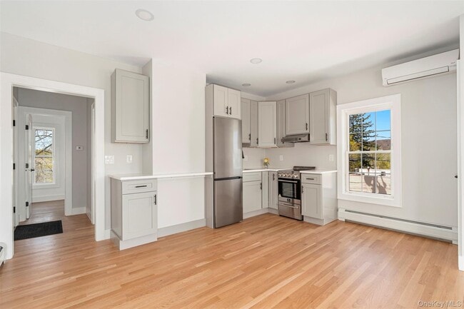 12 Oakland Ct Unit 1