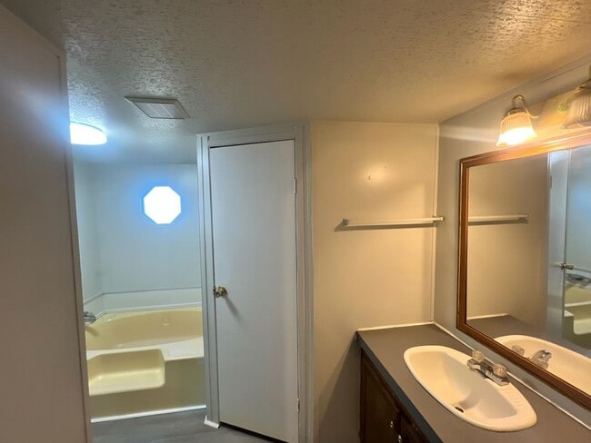 Photo - 1625 S 5th St