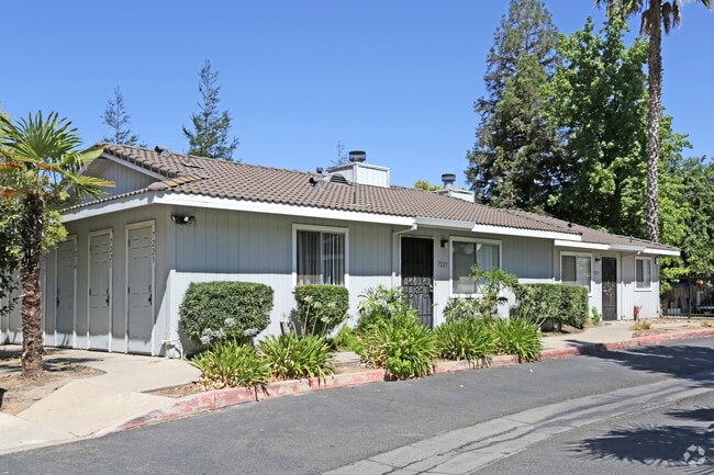 Photo - Chablis Apartments