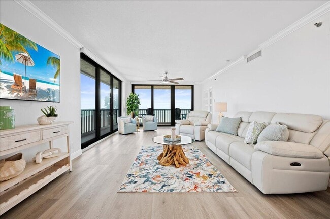 Building Photo - 3120 N Hwy A1A Unit 1401