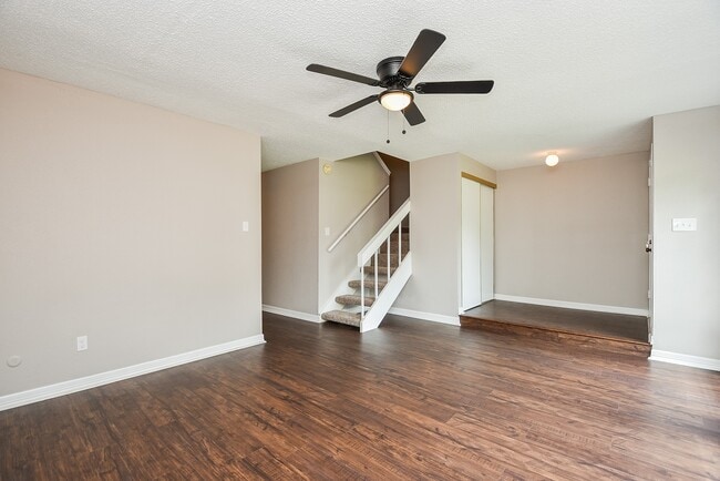 Photo - 5809 Village Forest Ct
