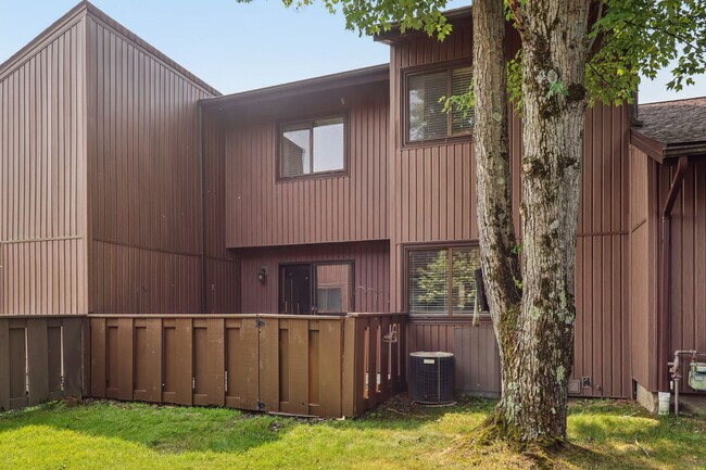 Photo - 7360 Trailside Dr