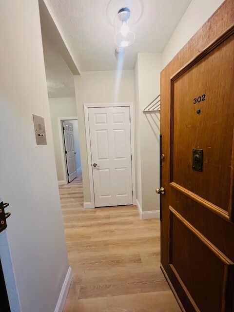 Building Photo - 111 Norway St Unit 302