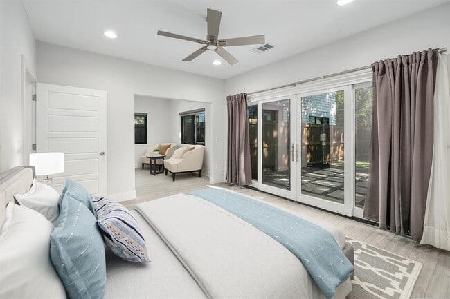 Photo - 702 Philco Dr