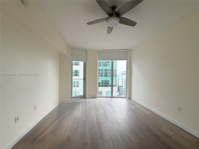 Photo - 185 SW 7th St Unit 2510