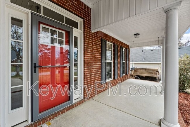 Photo - 435 St Julian Pl
