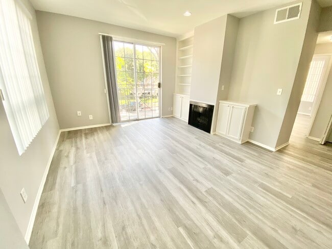 Building Photo - 3619 Cardiff Ave Unit 103 Rental