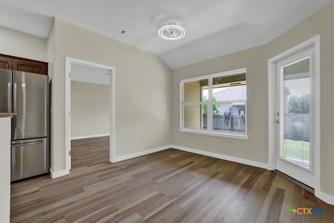 Photo - 2116 Bentwood Dr