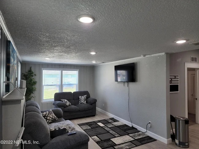 Sala de estar #1 - 2543 Lewis St