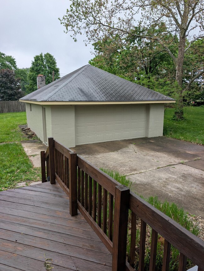 Photo - 454 Diley Rd
