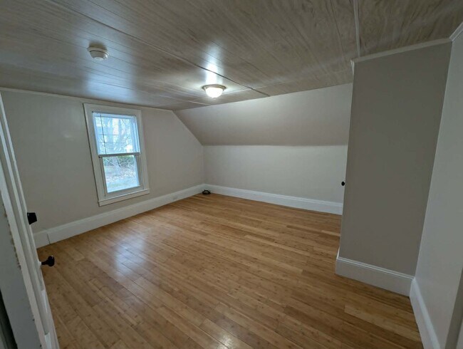 Photo - 258 Essex St