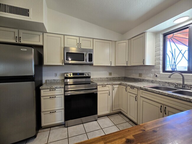 Photo - 2351 W Placita Algodon