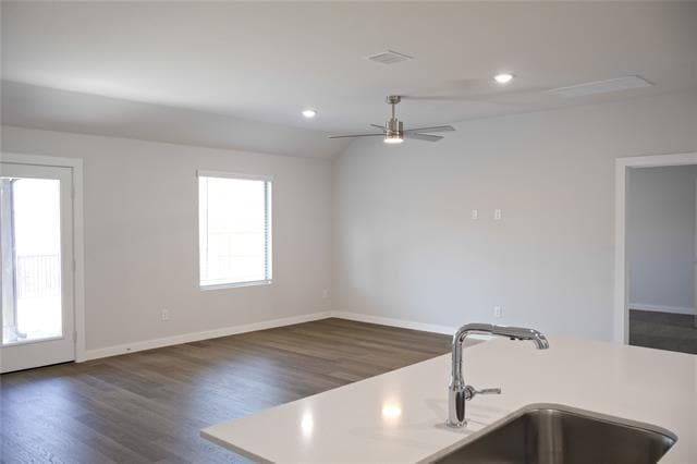 Photo - 4000 Falcon Dr