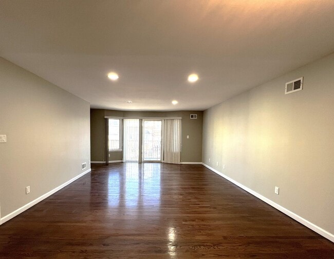 Photo - 25 Wallis Ave Unidad 1