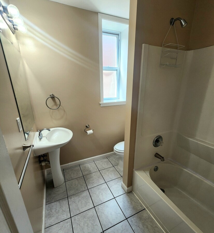 Photo - 603 Holly Hills Ave Unit 2F