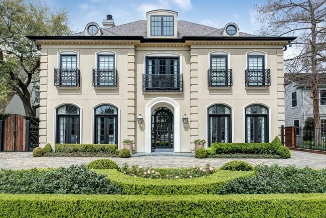 Building Photo - 3440 Locke Ln