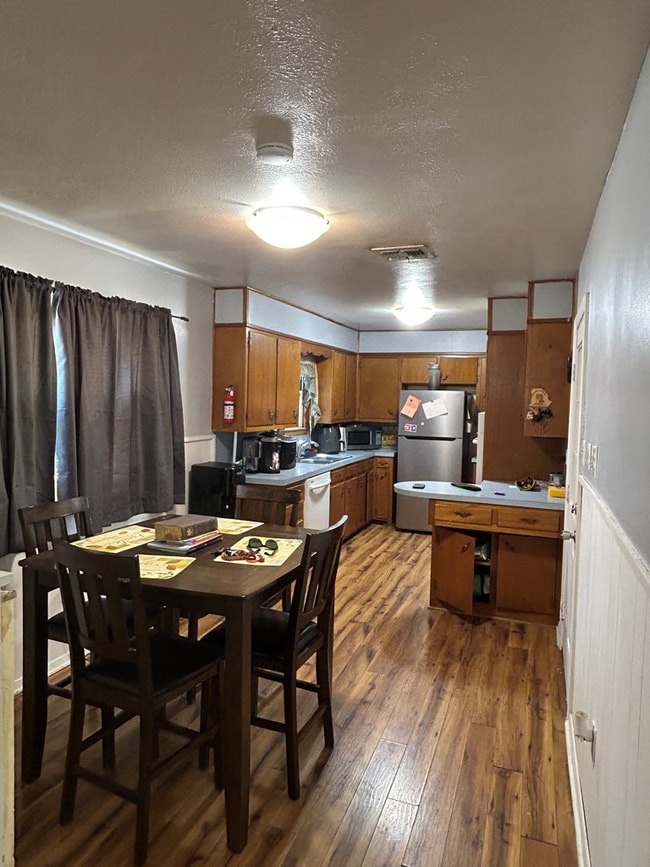 Photo - 3420 Fairlane Ave