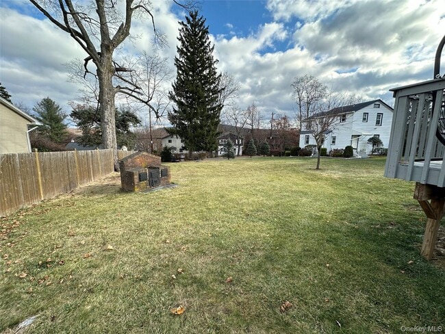 Photo - 65 New York Ave Unit # B