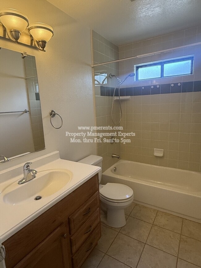 Photo - 2938 Hempstead Way