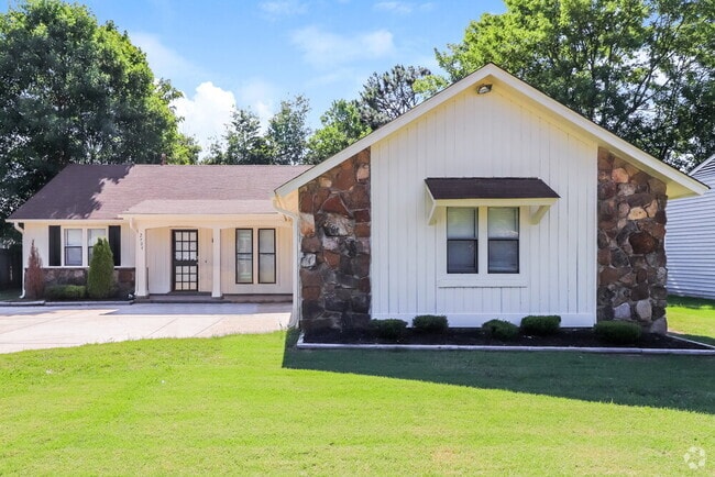Building Photo - 2705 Van Leer Dr Rental