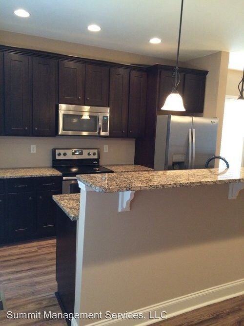 Photo - 102 Oxford Commons Blvd