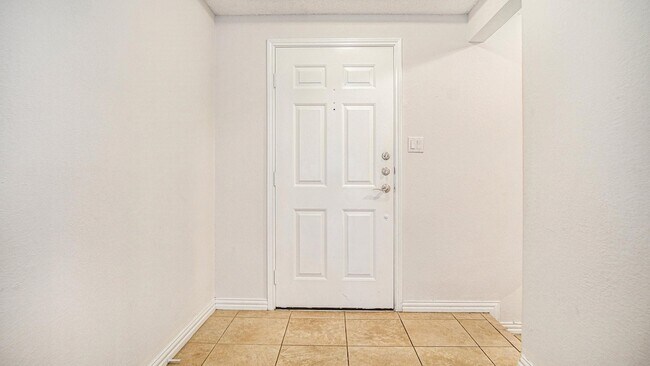 Photo - 6908 Bentley Ave