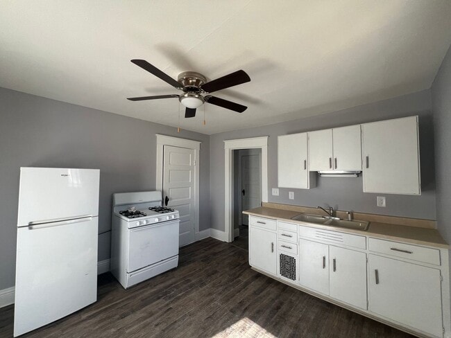 Photo - 2415 Farnam St Unit 2415 1/2 Farnam Street