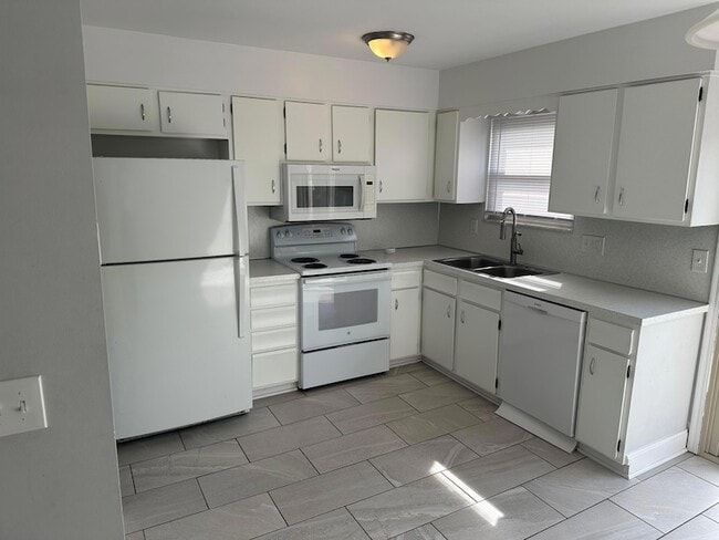 Photo - 4867 Dierker Rd