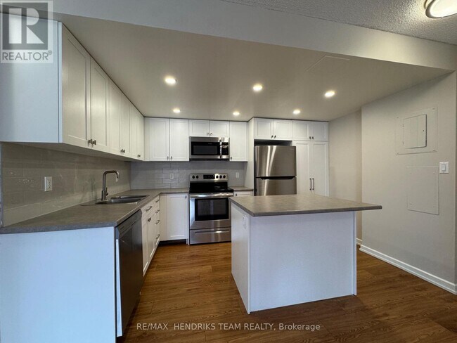 Photo - 16 Capner St Unit 312