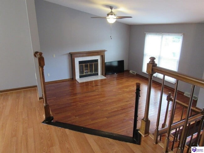 Photo - 696 Cottonwood Dr