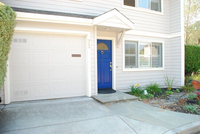 Photo - Corner Unit Townhome in Corte Madera For R...