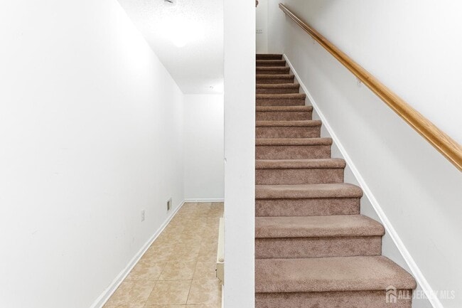 Photo - 15 Wilmbelton Ct