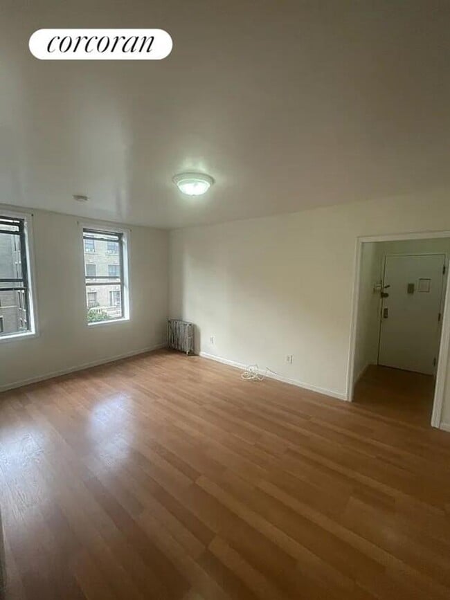 Photo - 235 Wadsworth Ave