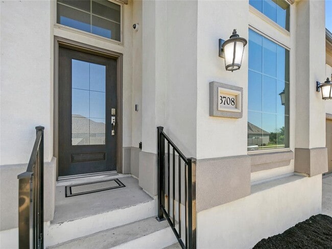Photo - 3708 Mercer Rd