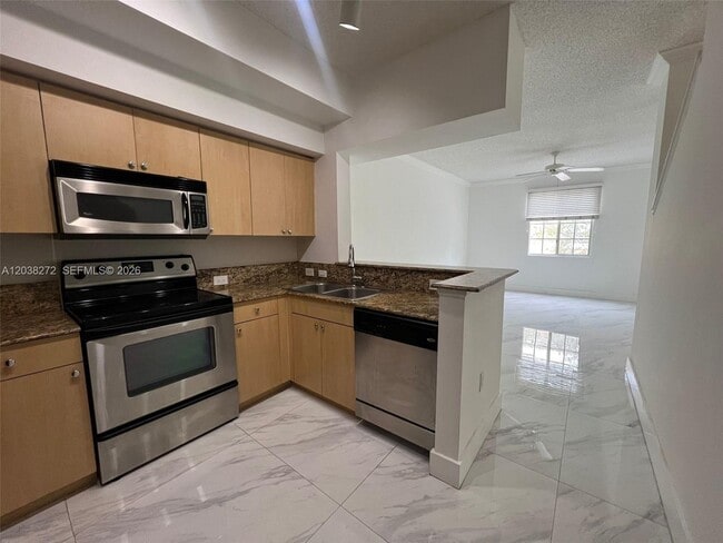Photo - 2961 NE 185th St Unit 1601