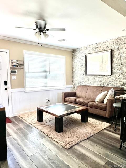 Photo - 28 Sheridan Dr