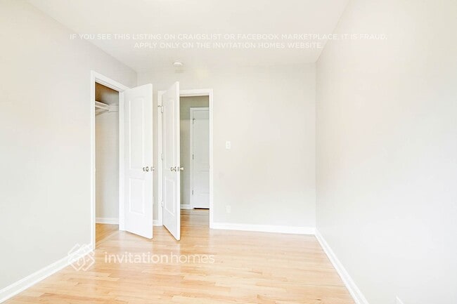 Photo - 512 Uzzle St