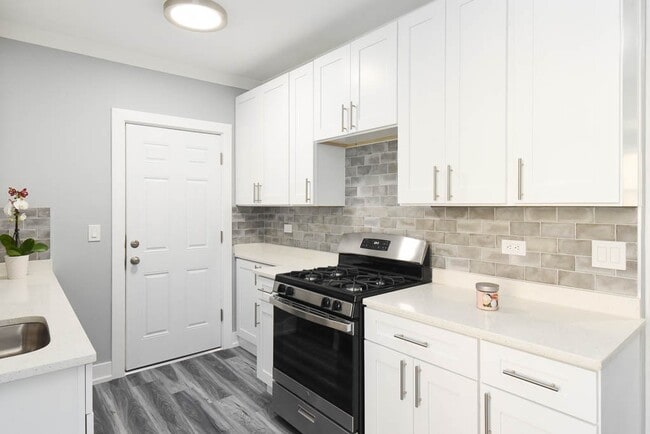 Photo - 3821 N Greenview Ave Unidad W3