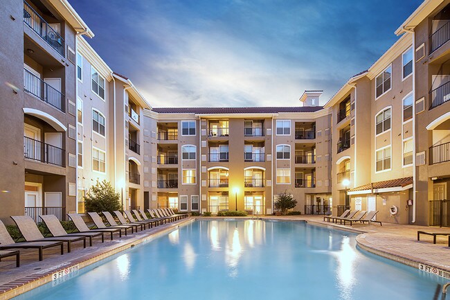 Suites Pool