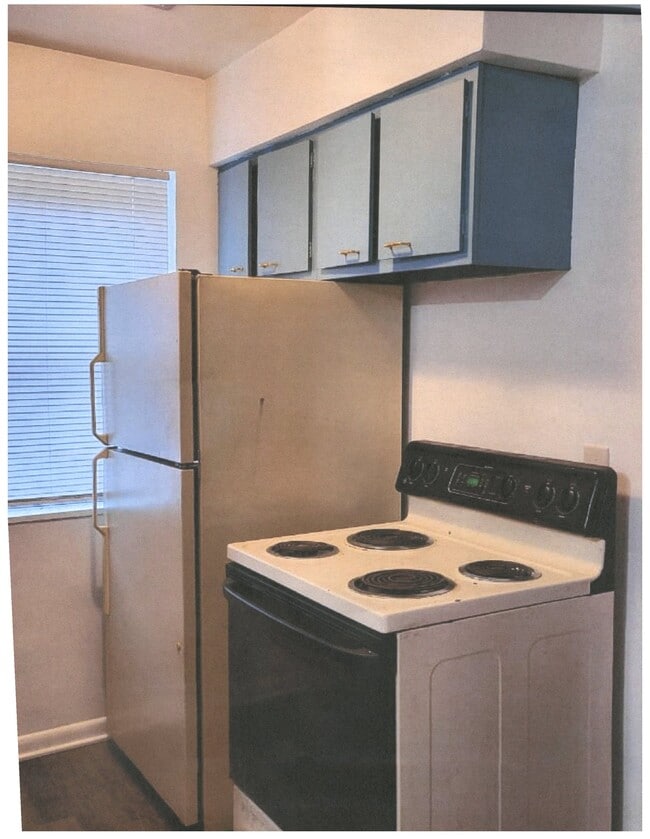Photo - 1331 Chardon Ct Unit c