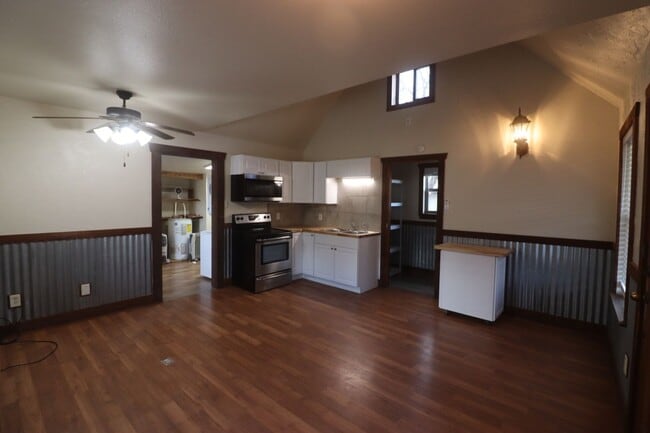 Photo - ALL UTILITIES & LAWN CARE INCLUDED!  - FOR...