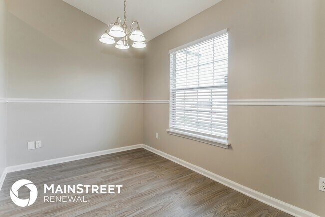 Photo - 5948 Wentworth Cir S